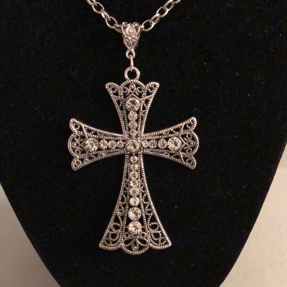 - Filigree Cross - Picture 3 of 9